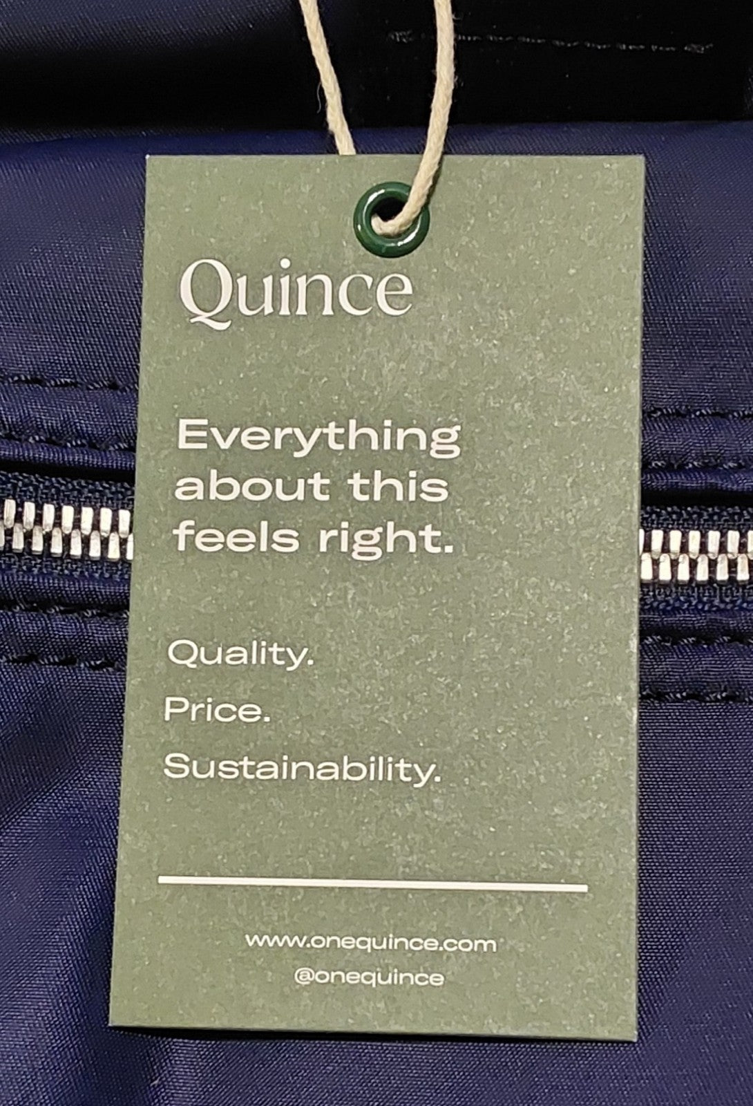 Quince Heavy Duty Nylon Duffel Bag Navy "With Company Logo "NWT 🔥🔥🔥