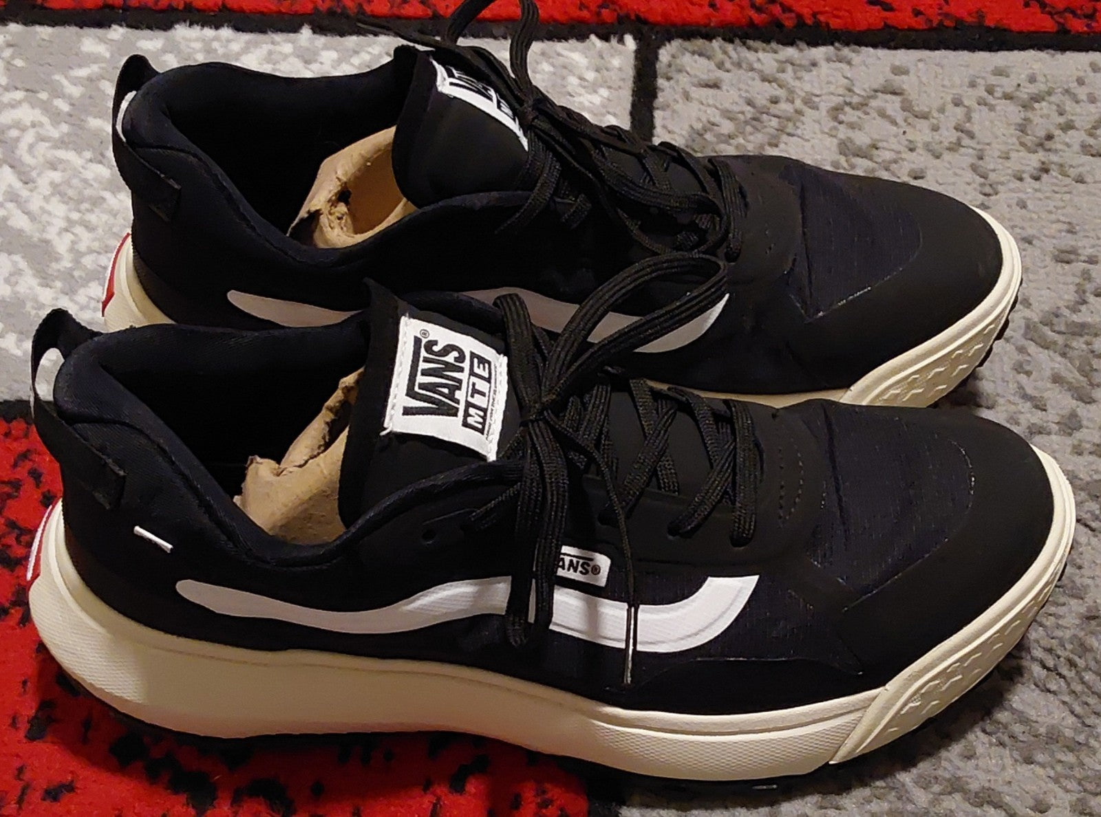 Vans MTE Crosspath Black White Mens Size 10 Single Wear 🔥🔥🔥