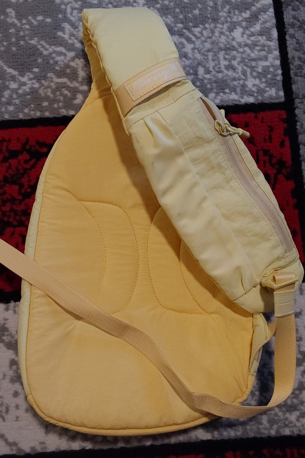 Hurley Horizon Crossbody Sling Bag Backpack Yellow 🔥🔥🔥
