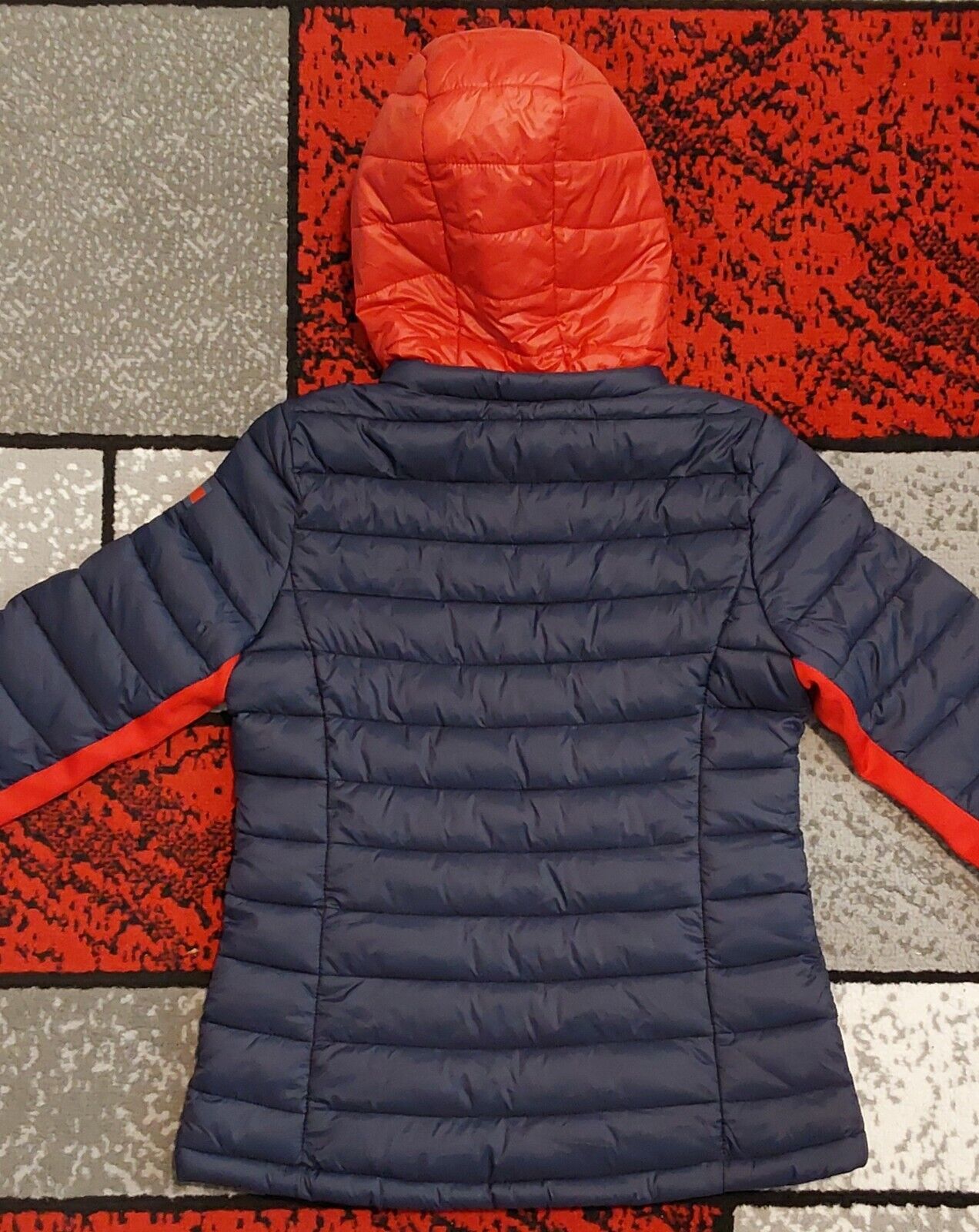 Tommy Hilfiger  Women Packable Hoody Puffer Jacket  Navy Crimson Small NWT