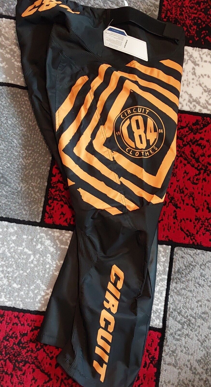 Circuit Equipment Reflex Gear Set Pants Black Orange Size 40 NWT