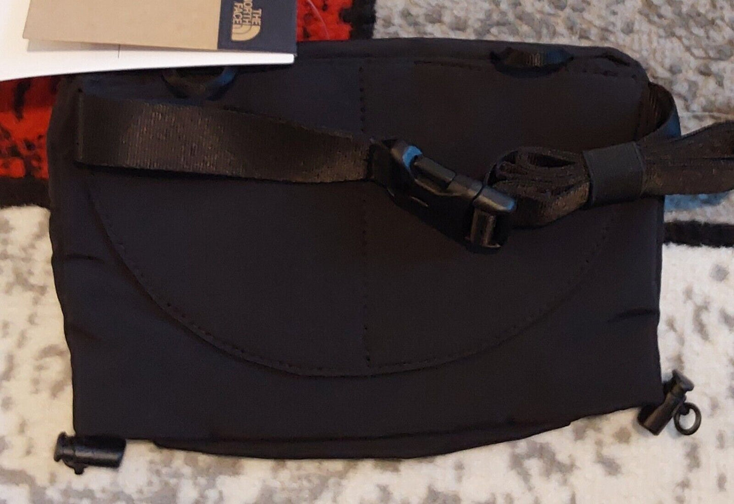 North Face Womens Never Stop Lumbar Bag Black NWT