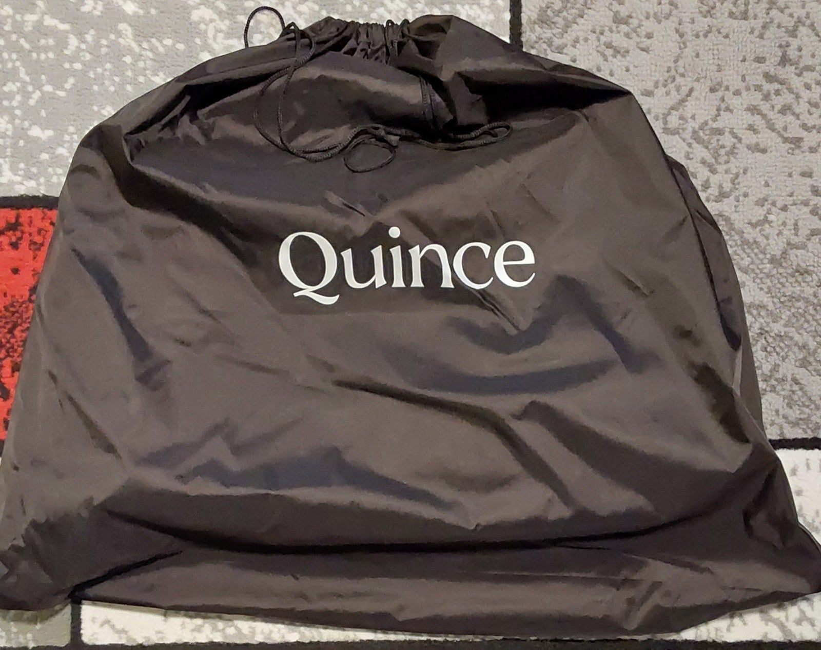 Quince Heavy Duty Nylon Duffel Bag Navy "With Company Logo "NWT 🔥🔥🔥