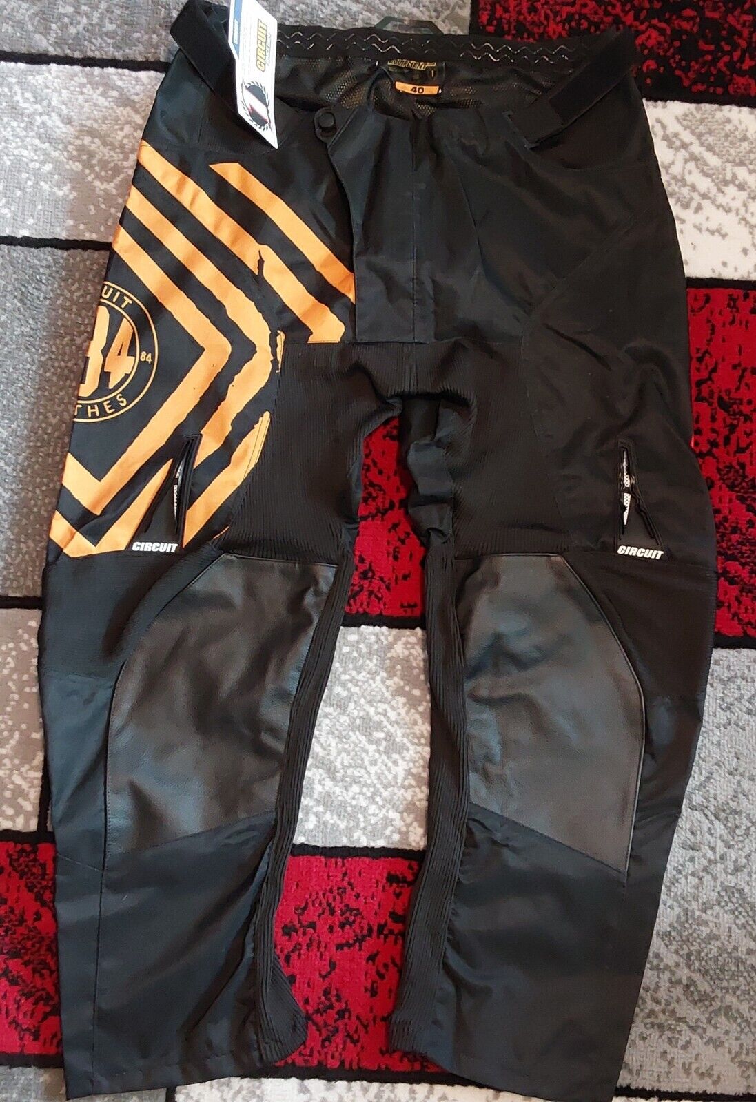 Circuit Equipment Reflex Gear Set Pants Black Orange Size 40 NWT