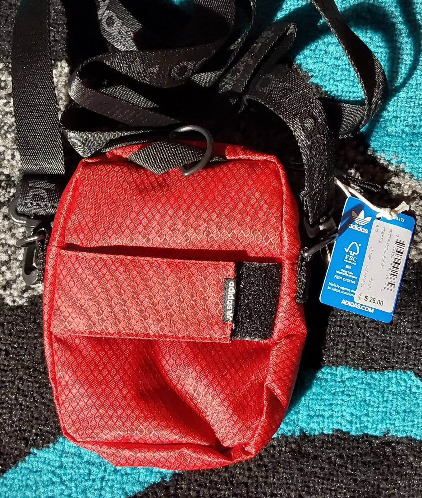 Adidas Originals Utility Festival Crossbody Bag Red Unisex Adult NWT🔥🔥🔥